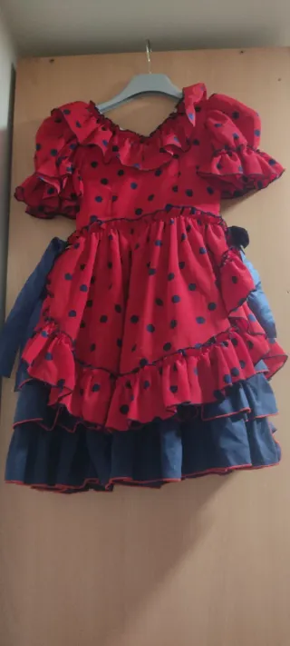 Vestido de flamenca rojo lunares