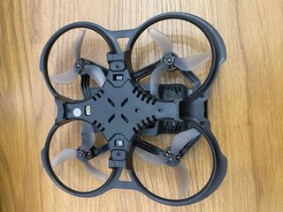 Dron Betafpv Aquila 20