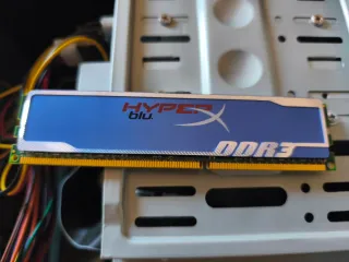 Torre PC Intel E8400 4GB DDR3 500GB HD