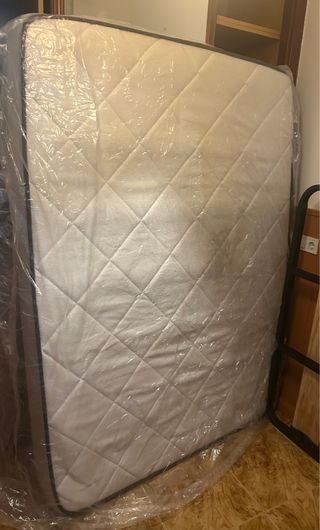 Colchón 135 + somier 6 pata por mudanza
