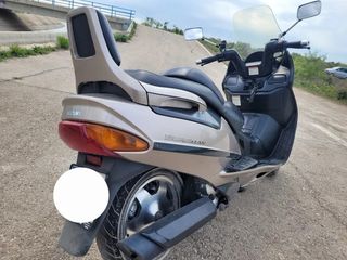 Suzuki Burgman 250AN Maxi Scooter