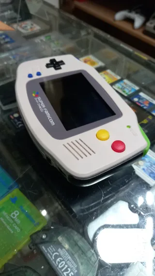 GAMEBOY ADVANCE + TAK súper famincom