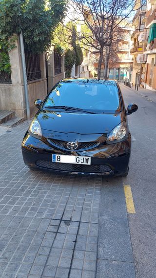 Toyota Aygo gasolina muy bajo consumo Año 2008 (C)