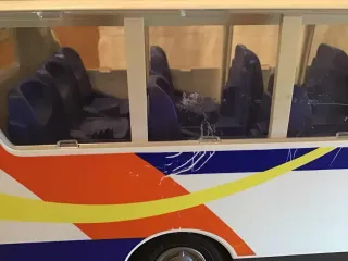 Autobús escolar Playmobil con muñecos