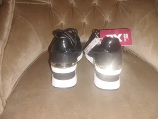 Zapatillas de cuña negras mujer