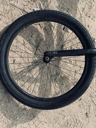 Bicicleta BMX 24’’
