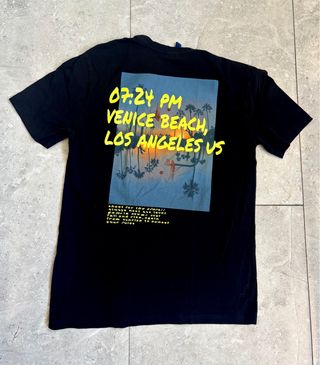 Camiseta Pull&Bear Negra DIVIDED