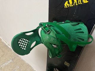 Tabla Snow DC y Fijaciones Ride Verdes