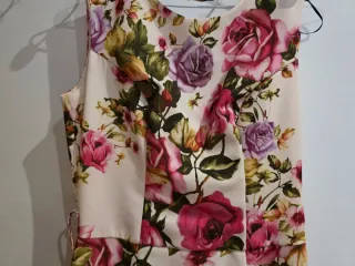 Vestido largo floral rosa