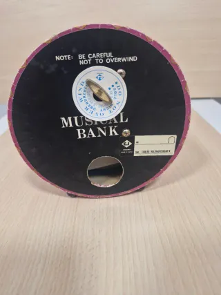 Hucha musical de ositos en coche