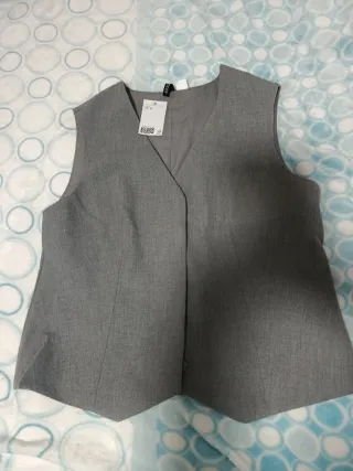 Chaleco H&M Gris Talla M