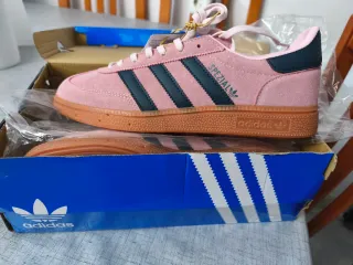 Adidas Spezial rosas y negro