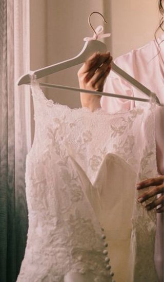 Vestido de Novia T-36 Encaje Espalda V