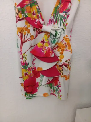 Vestido de fiesta floral blanco