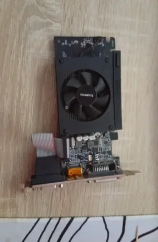 Tarjeta Gráfica Gigabyte gt 710