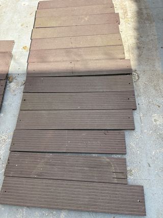 Láminas suelo exterior composite marrón