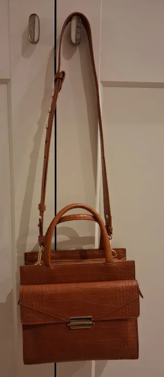 Bolso Piel Gloria Ortiz Camel con bandolera