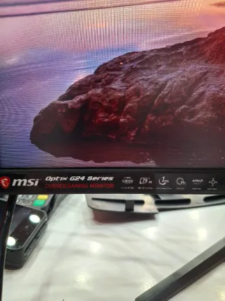 Monitor MSI Gaming 24 Curvo Full HD 75Hz