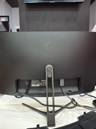 Monitor MSI Gaming 24 Curvo Full HD 75Hz