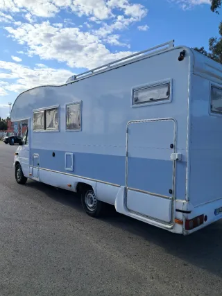 Mercedes-Benz Sprinter 2002
