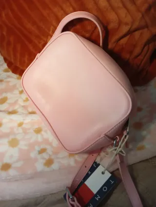 ( NUEVO ) Bolso bandolera rosa chicle