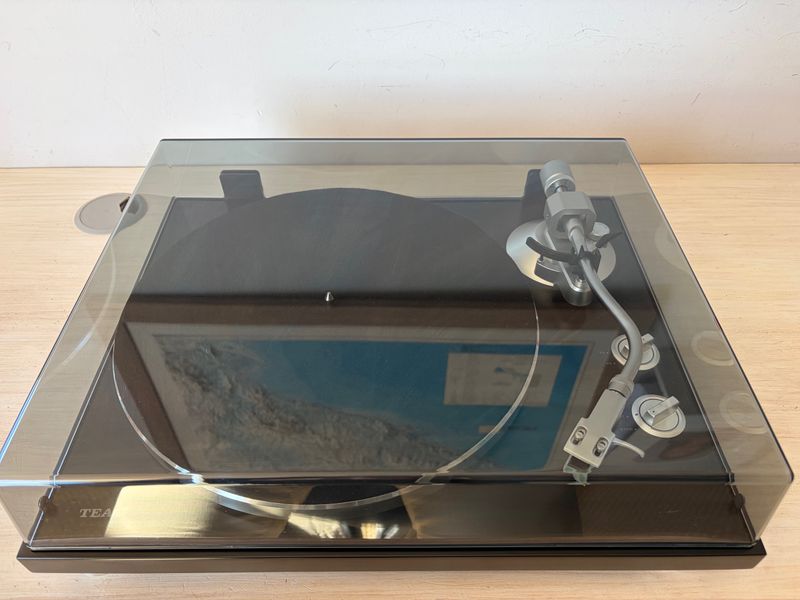 Tocadiscos TEAC TN-350 Negro/Plata