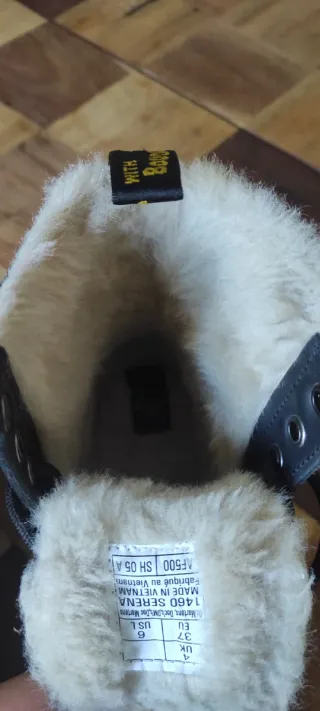 Botas Dr. Martens mujer negras forradas