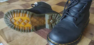 Botas Dr. Martens mujer negras forradas