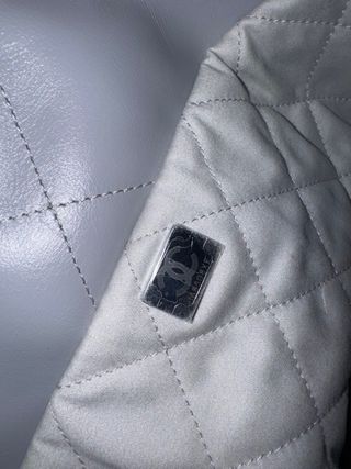 Bolso Chanel 22 Gris