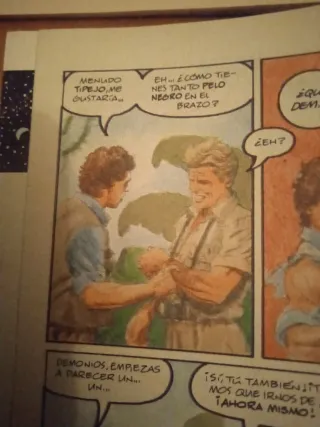 Lote 2x cómics Relatos Sci Fi Terror Thriller