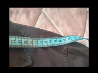 Camisa azul marino de El Ganso.