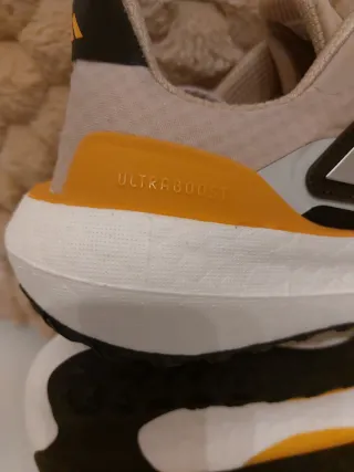 Adidas Ultraboost Cold.Rdy Beige/Arancio