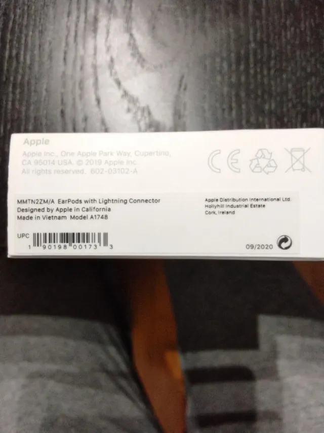 Apple EarPods Lightning Connector Nuevos Sellados