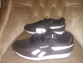 Zapatillas Reebok Unisex Negras y Blancas