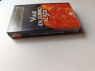 VHS El Universo: Viaje en Torno al Sol