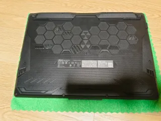 Portátil Asus TUF Gaming FX506LI