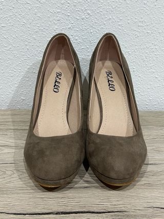 Zapatos de tacón grises/marrones talla 38