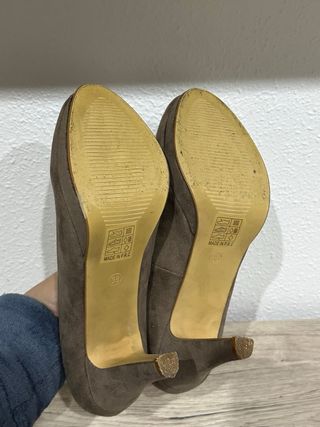 Zapatos de tacón grises/marrones talla 38