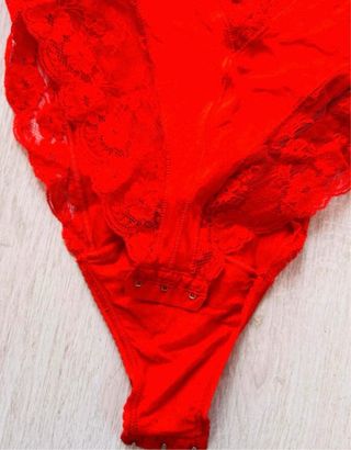 Body “Vintage” Rosso Pizzo Y2K