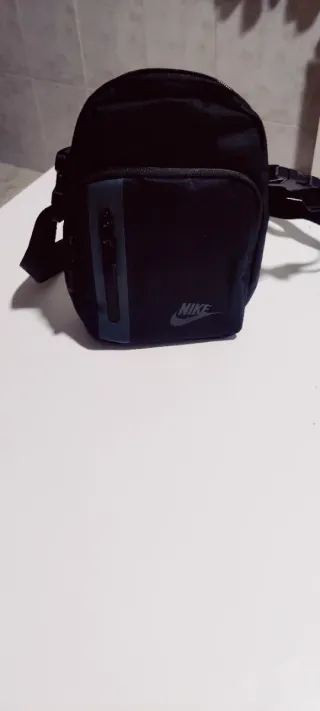 Bandolera Nike Negra