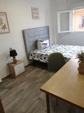 HABITACIÓN DOBLE CON TERRAZA EN MARCHAMALO – 320€