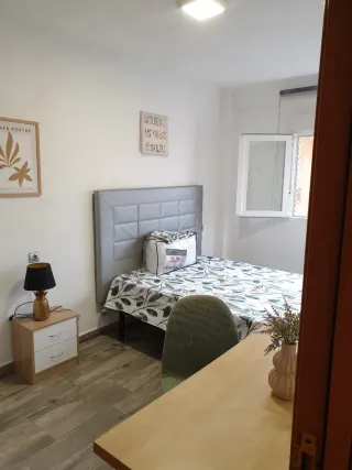 HABITACIÓN DOBLE CON TERRAZA EN MARCHAMALO – 320€
