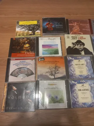 65 álbumes en CD de Música Clásica