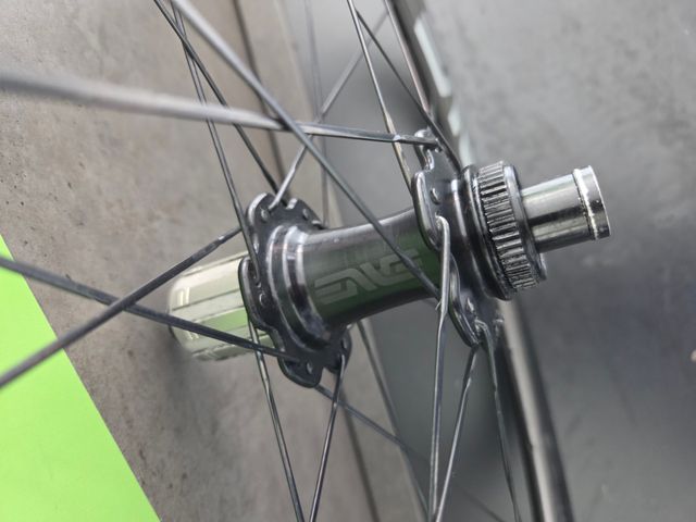 Ruedas ENVE SES 3.4 Tubular Disc Carbono