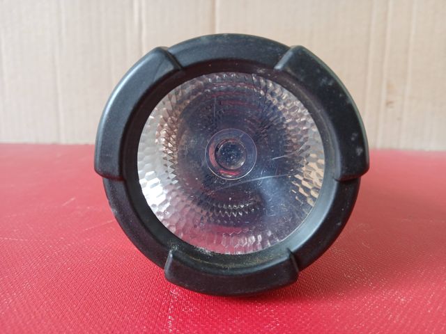 Linterna Portátil Sumergible