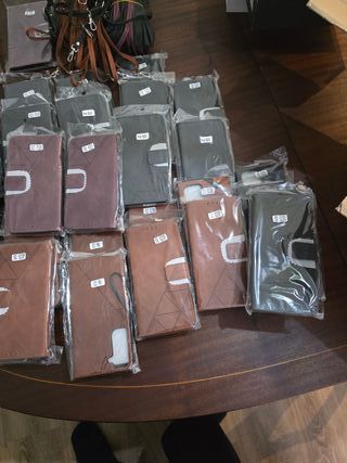 35 Capas p/ Telemóveis S22, S23