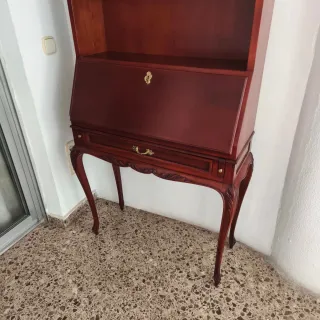 Escritorio secreto isabelino madera