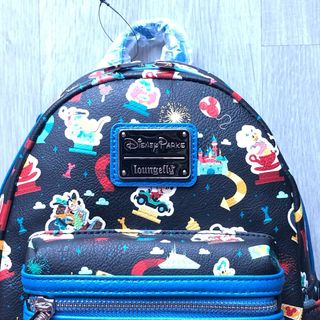 Loungefly minimochila Mickey y sus amigos, Disney.