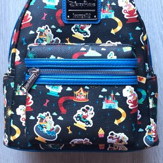 Loungefly minimochila Mickey y sus amigos, Disney.