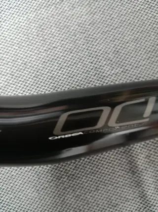 Manillar de bicicleta negro